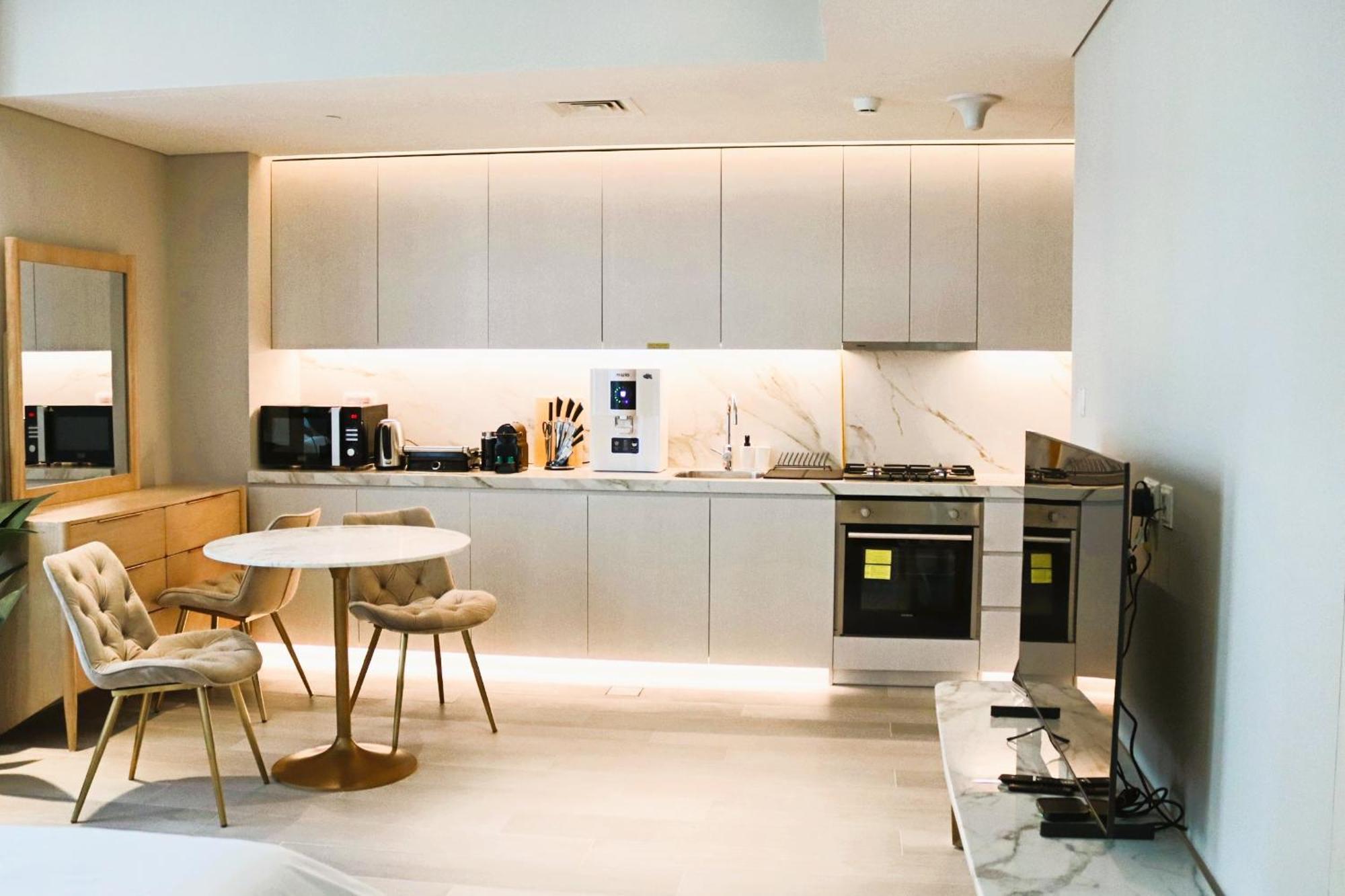 Casa Royale Vacation Home - Dubai Marina Екстер'єр фото
